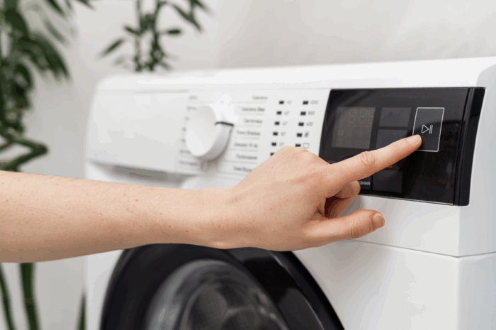 mode eco scaled - Mode éco : vrai bon plan pour alléger sa facture d’électricité ou "green arnaque" ?
