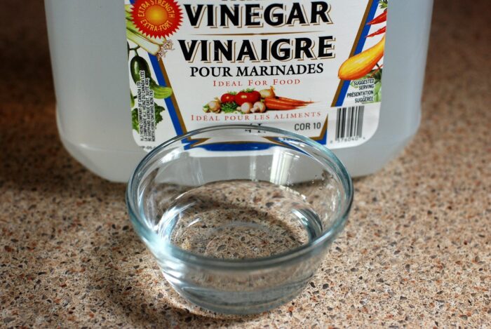 vinaigre scaled - Sécurité alimentaire : Le gouvernement fixe un nouveau cadre pour le vinaigre commercialisé