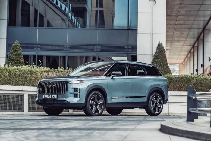 Jaecoo J7 scaled - CFAO MOBILITY lance le JAECOO 7 SHS, un nouveau modèle des hybrides rechargeables de dernière génération