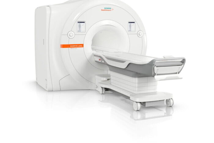 lIRM MAGNETOM Lumina 3T copie scaled - Offre de soins : le Centre de Radiologie Nakhil à Rabat s’équipe d’un IRM 3T et d’un scanner spectral de dernière génération
