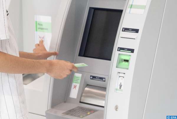 GAB banques monnaie - Comptes bancaires: le taux de détention à 58% en 2024 (BAM)