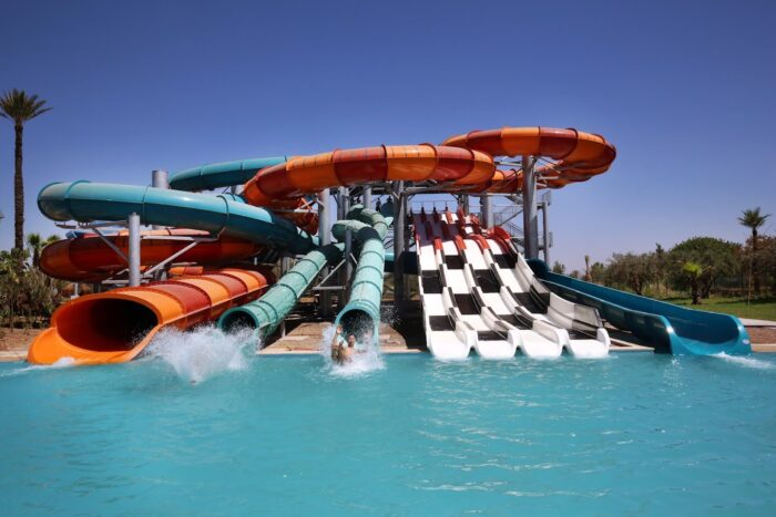 TOBOGAN 1 scaled - Palmiya Fun & Water Land ouvre ses portes à Marrakech : le nouvel eldorado des loisirs aquatiques de l’été 2025