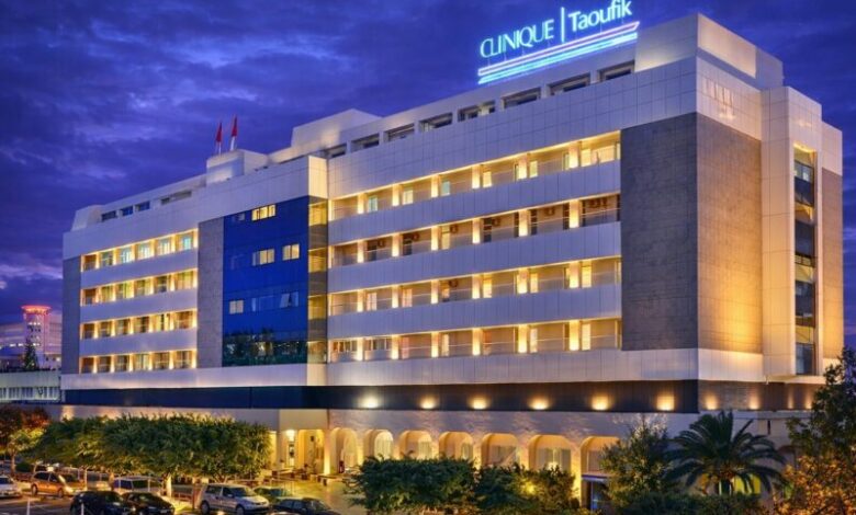 Clinique Taoufik by night - Akdital acquiert Taoufik Hospitals Group et renforce son développement international