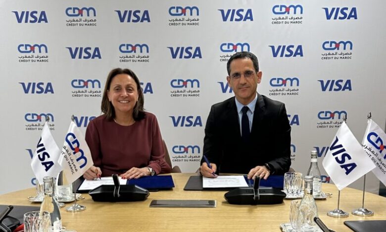 Photo de la signature - Crédit du Maroc et Visa scellent un partenariat stratégique pour accélérer les paiements digitaux