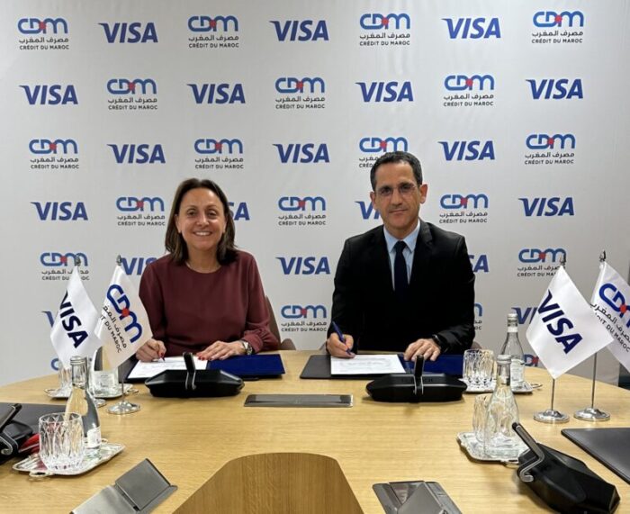 Photo de la signature - Crédit du Maroc et Visa scellent un partenariat stratégique pour accélérer les paiements digitaux