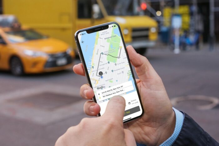 l application iphone pour partager son taxi 55 XL scaled - Plateformes VTC : une enquête formelle ouverte par le Conseil de la concurrence