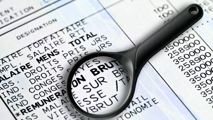 salaire brut net scaled - Salaires : SMIG et SMAG revalorisés de 5 % en 2026, ce qui changera sur les fiches de paie