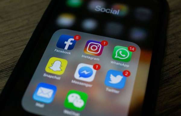 830x532 comment savoir si votre smartphone est infecte par un virus - Smartphones moins chers en vue : la forte baisse des droits de douane change la donne pour les consommateurs